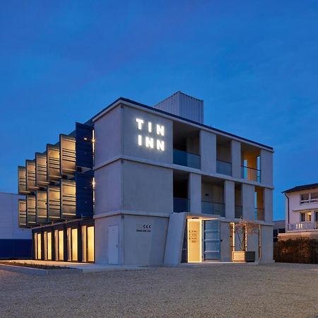 Tin Inn - Erkelenz - Das Hotel Aus Hochwertig Ausgebauten Ueberseecontainern Exteriör bild